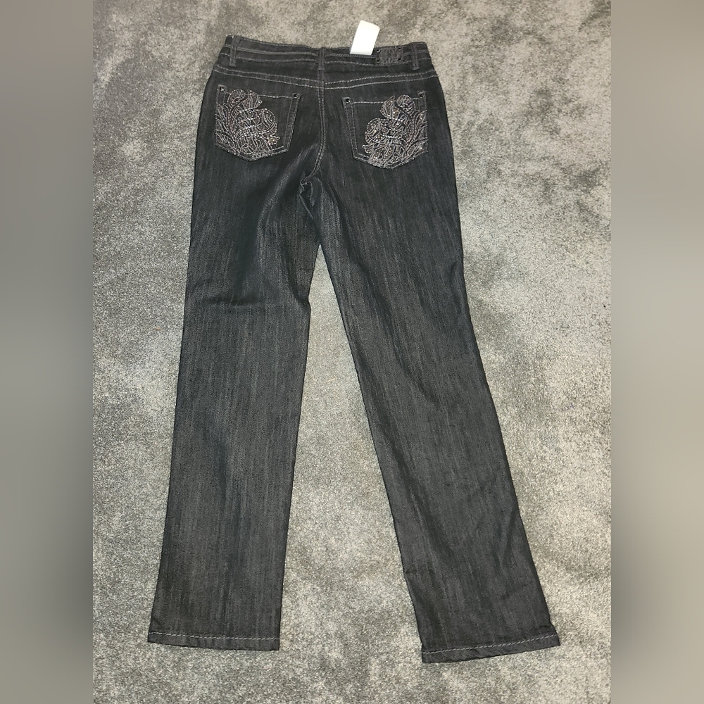 NWT Bandolino Dark Wash Jeans size 6 73%cotton Stretch, Jeweled, Rhinestones. - Picture 5 of 5